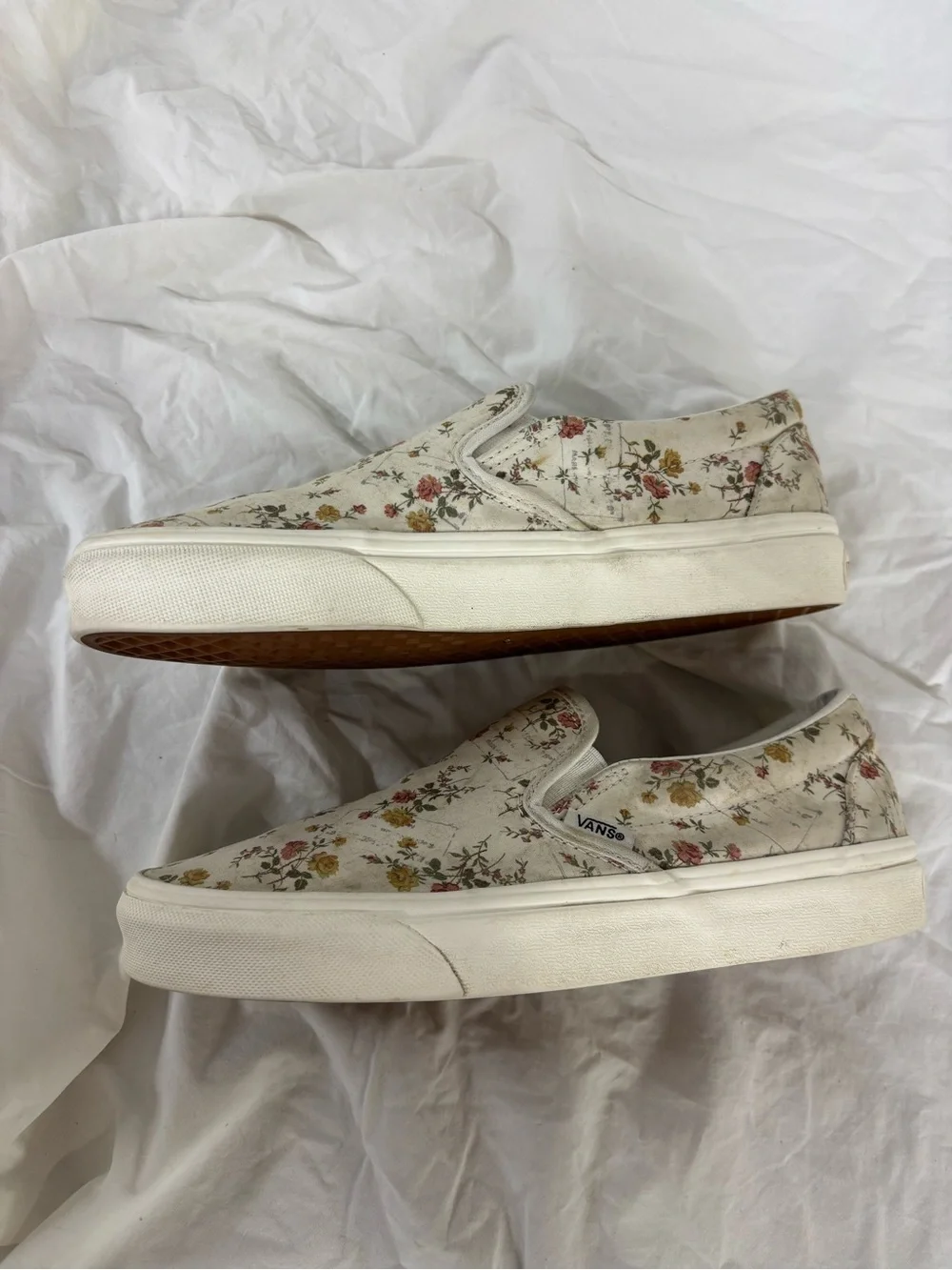 Vans Cream/Floral Print Canvas Slip-On Sneakers | Women Size 5.5